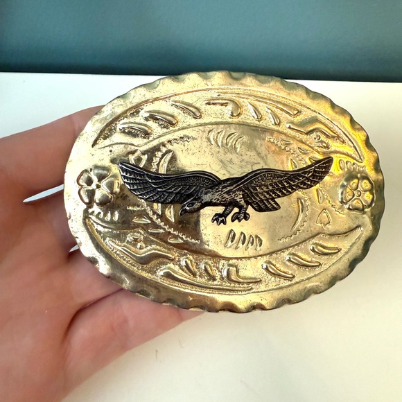 Vintage 1970's Western Concho Style Belt Buckle with Applied Flying Eagle - Picture 3 of 6